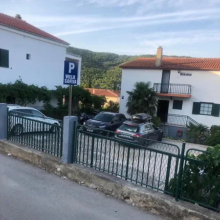 Gaestehaus Sofija Mit Fruehstueck, Privatparkplatz Und Klimaanlage